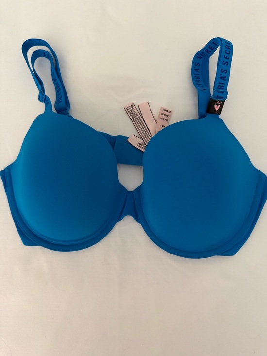 Victoria's Secret Other - Victoria's Secret Smooth T-Shirt Bra in Electric Blue